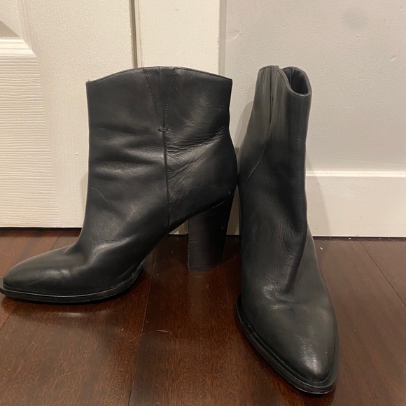 Vince Sleek Black Ankle Boots - Picture 2 of 4